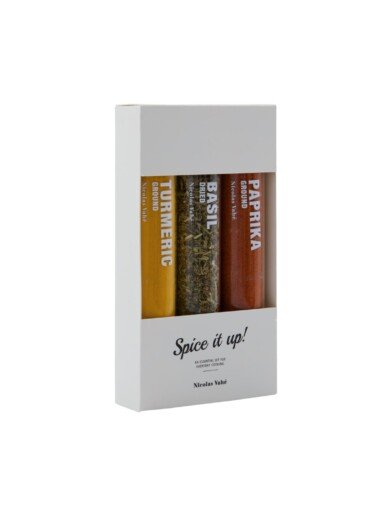 Prieskonių rinkinys: bazilikas, aitrioji paprika ir ciberžolė